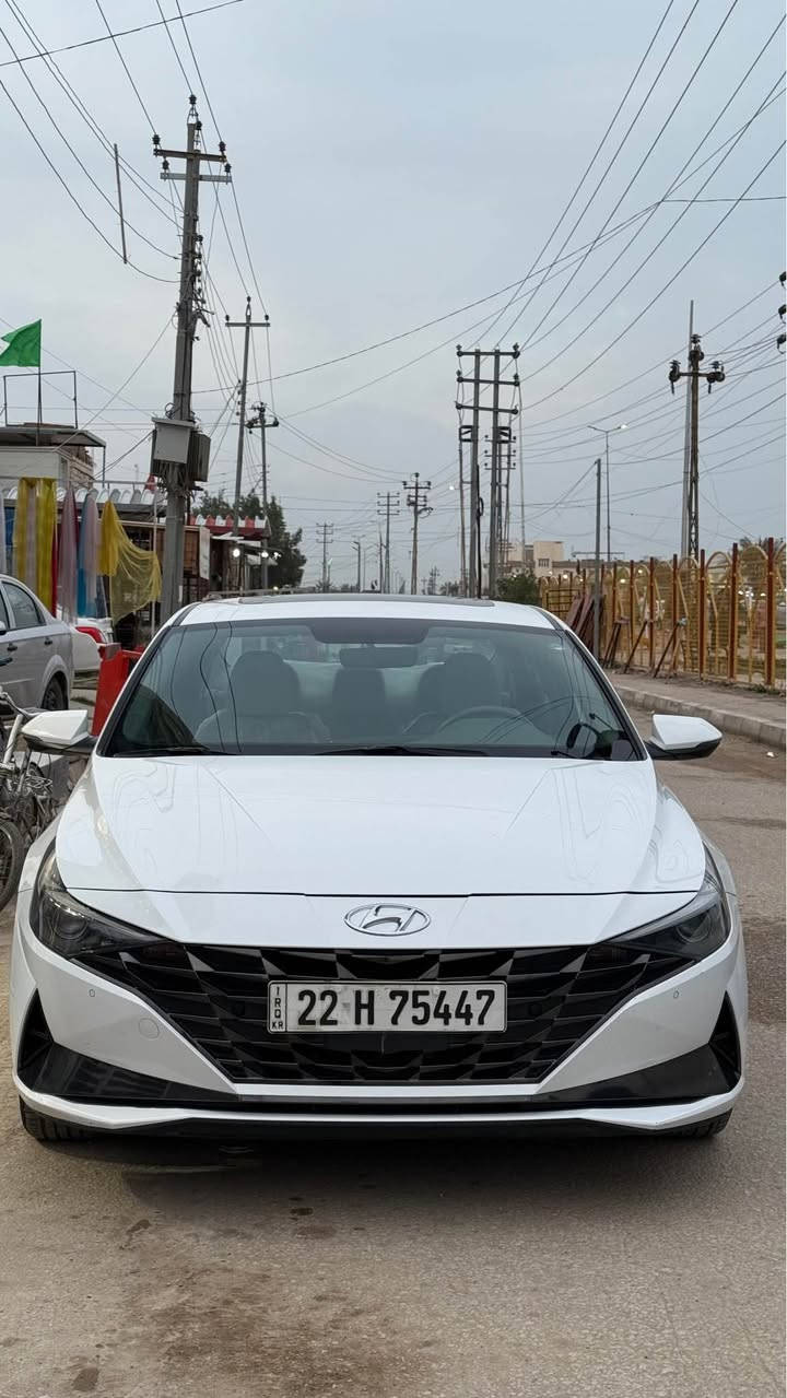 السلام عليكم 

الانترا 2023
 فول واحد على واحد 
فتحة سقف 
كامره اطفاء تشغل 
بصمه 
مري شفط 
تشغيل عن بعد 
حساس امامي
حساس خلفي 
مكينه 2000
تبريد خلفي 
تحكم ستيرن 
شاحن مبايل 
مكفوله  المكان نجف كوفه 
***********
السعر 185 بيه مجال قليل كلش النجف, العراق
