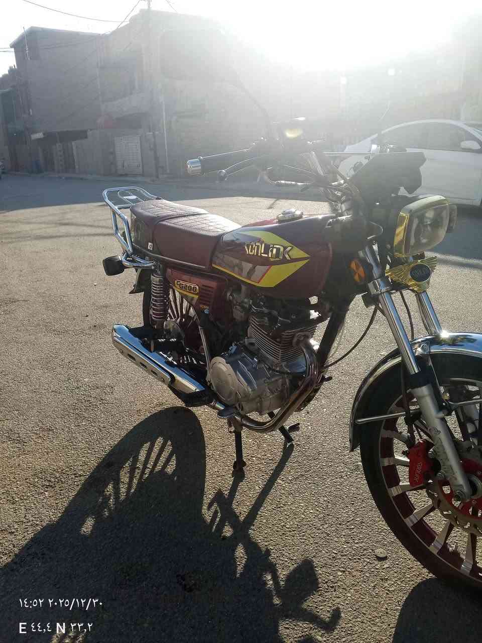 السلام عليكم 
دراجه سولنك سيفان 
موديل 2024
نضيفه مماشيه هواي
السعر 600
المكان بغداد الدوره 
للتواصل ***********
