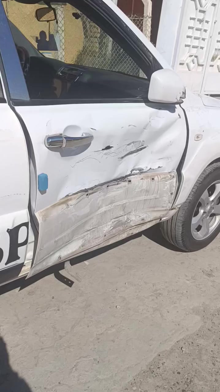 السلام عليكم سيارة سبورتج موديل 2010خليجي رقم بغداد باسمي سنوية جديدة ما ساقطة كير بلادي مكينة 2000 دوش بلادي تبريدها وتدفئة شغال سيارة بصمة تشغيل عن بعد تخم تاير  حساس خلفي ماشيها 152 بيها حادث بالباب الايمن بصف السائق فقط الصور موجوده بالمنشور مال الحادث ومال السونر 
سعرها 115 وبيها مجال قليل  للاستفسار 
العنوان بغداد / سبع البور

الاتصال واتس ***********
***********
