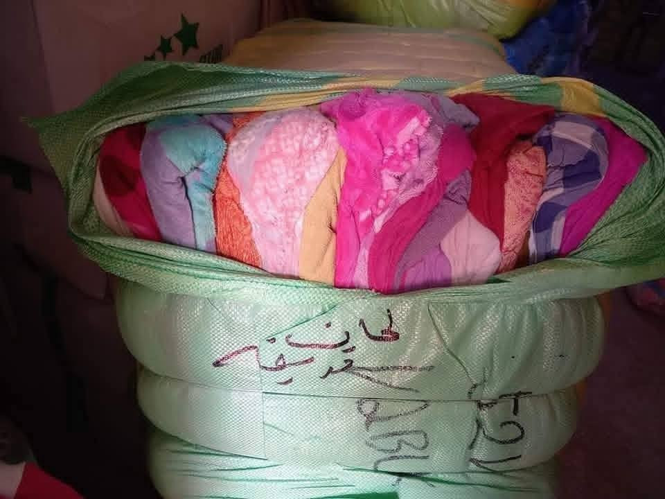 سلام عليكم عندي الحف بلات البيع اسعار مناسبه يوجد توصيل هاتف ***********
