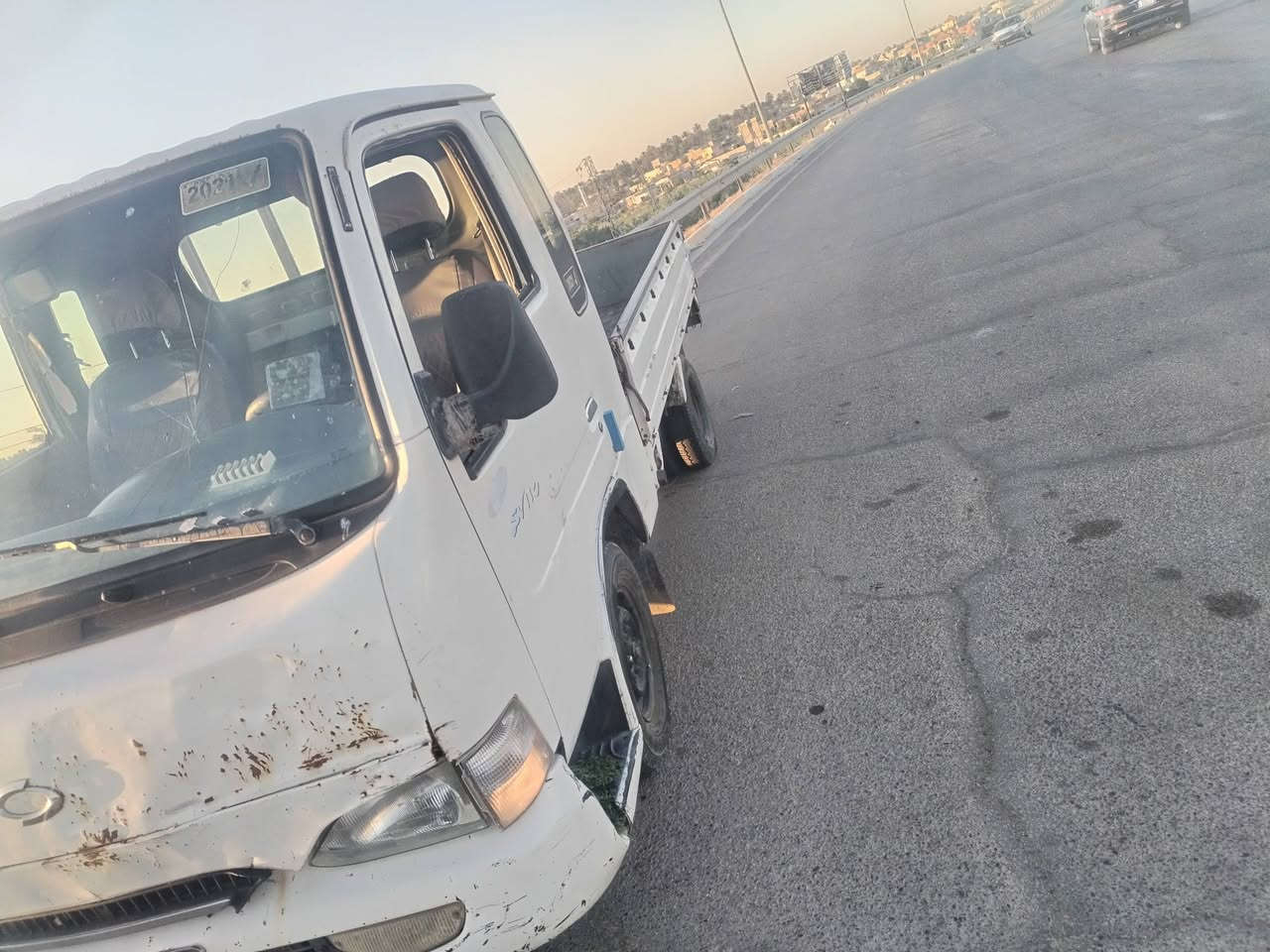 سلام عليكم  سمسونك ٩٩ البيع محرك بي تنقيص شاصي مكفول كير خير من الله صدر جديد قبل سبوع مسوي نافضه نفض حته تايرات جديد شاد بيهه طخ بالوجه وتحولي موجود ثاني يوم احول رايدهه ٣٣ وبيهه مجال هذ رقمي ***********دك ودلال
