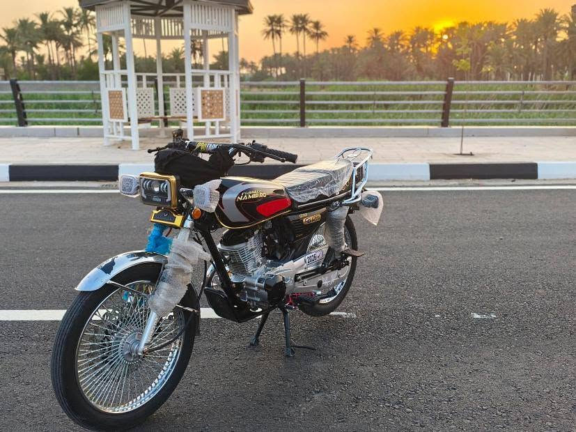 سلام عليكم
دراجة نامة برو هونزدة 125cc موديل 2026 أوراقها كاملة دراجة مرتبة ونظيفة صار الها شهر بشارع للمراوس ويا نامة برو 25 لو26 حسب لقناعة  ويا200cc أو 150cc 
واتساب ***********
