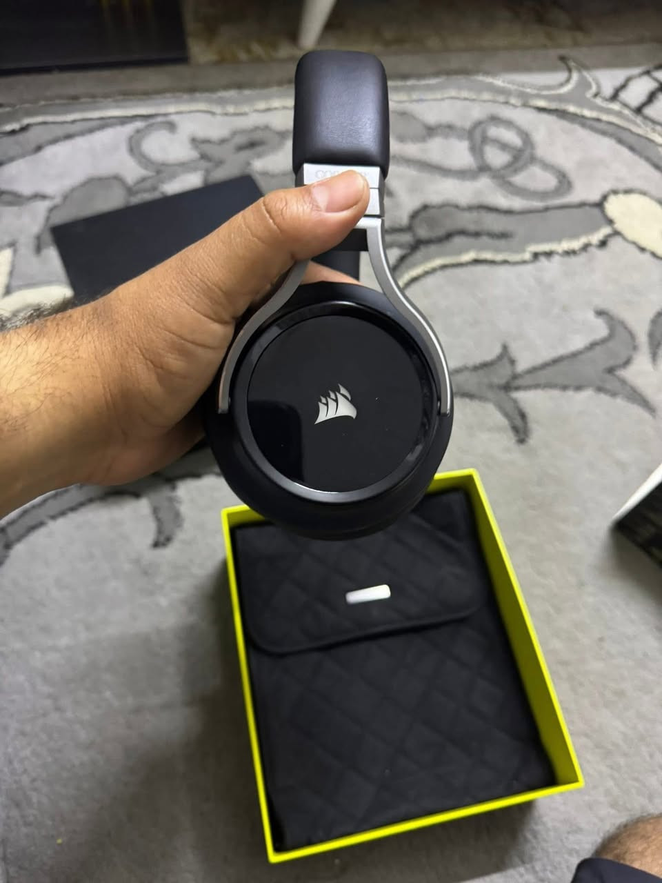 VIRTUOSO RGB WIRELESS SE
القطعة جديدة الكارتونة مو مالتها السماعة مفحوصة شغالة مابيها اي مشكلة السعر ٧٠ الف


**إذا كنت صاحب هذا الإعلان وتريد حذفه لأي سبب، رجاءا أرسل رسالة إلى الدعم الفني**