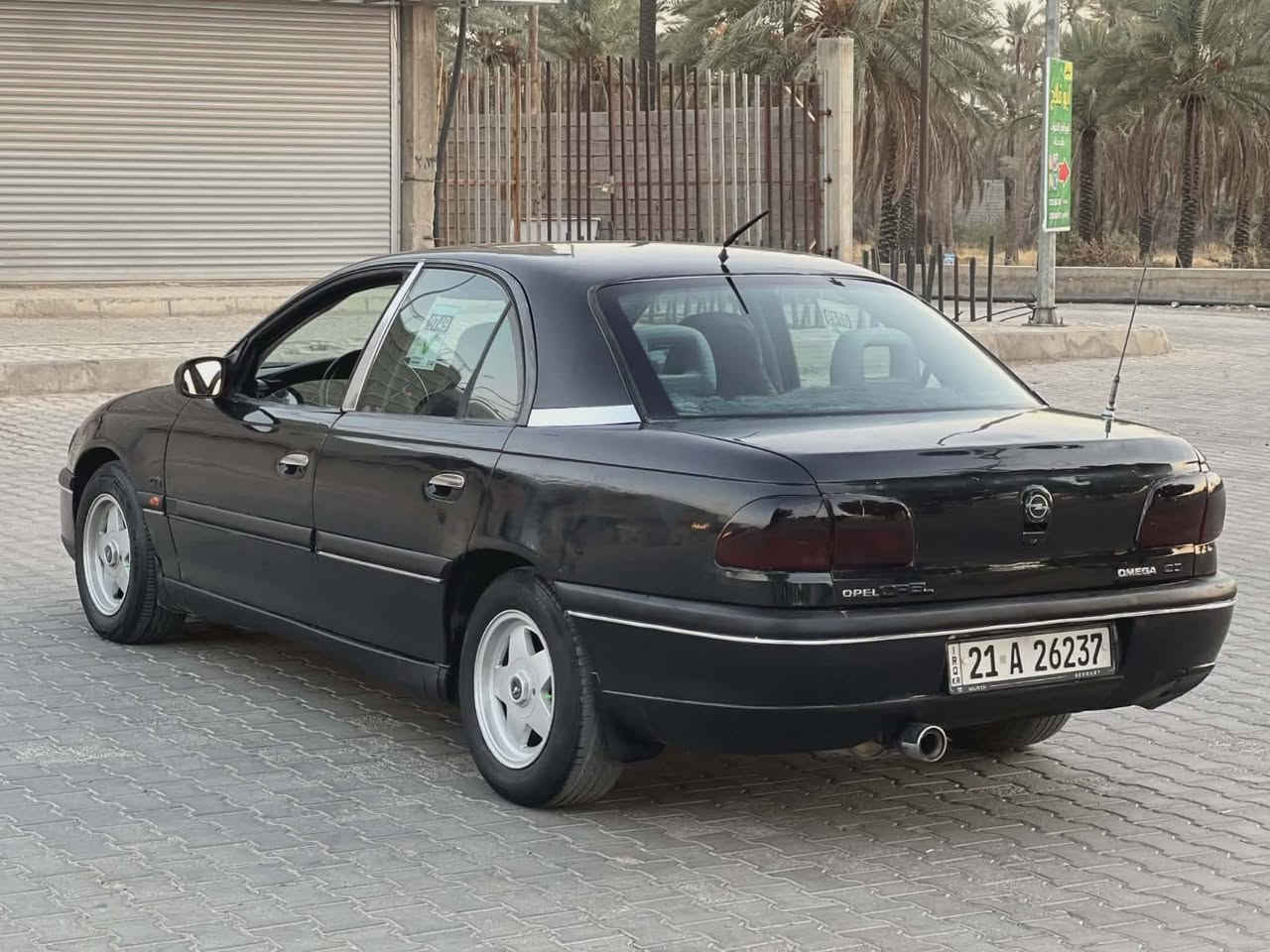 سلام عليكم تحيه طيبه لكل المتابعين الأعزاء 🌹
من رخصه ألادمن المحترم (للبيع فقط ) 
***********
أوپل بزونه موديل 95 رقم سليمانيه محرك مسكر  حجم 2000 كيرأوتوماتيك بدون اي ضرر أو طخه أو خياس مصبوغه عام لجماليه فقط مكفوله سياره من دعاميه لدعاميه رقم وسنويه جديد لحد (2029) بأسمي  شرط التحويل او وكاله 
التفاصيل / 
كيرو محرك شرط كفاله لاصرف لابخار 
تبريد ثلج 
صدر امامي خلفي جديد 
قفل مركزي سنتر لوك
تخم تايرات جديد 
اي بي اس شغال 
ويل كب 
دبل ايرباك 
جام كهرباء 
پاتري جديد 
كهربائيات كلهه شغاله بدون اي نقص 
وسياره احلى من صور هوايه 
واعتذر ماجاوب الخاص وتعليقات لان ممتواجد علنت الشراي يتصل ويدلل مكان سياره / خانقين سعرهه .......47
وبيهه مجال قليل حك الجيه اخوكم علي عدنان
