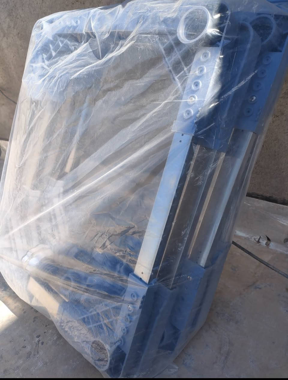 مرحبا عندي ستان ستيل داخلي  وعندي رجلين خارجيه  مال سبالت مستخدمان   مال سبلن كامل ويرهم على كل احجام السعر كامل 15 الف دينار  وليريدهم كلهم ابيعهم شلع 
***********
