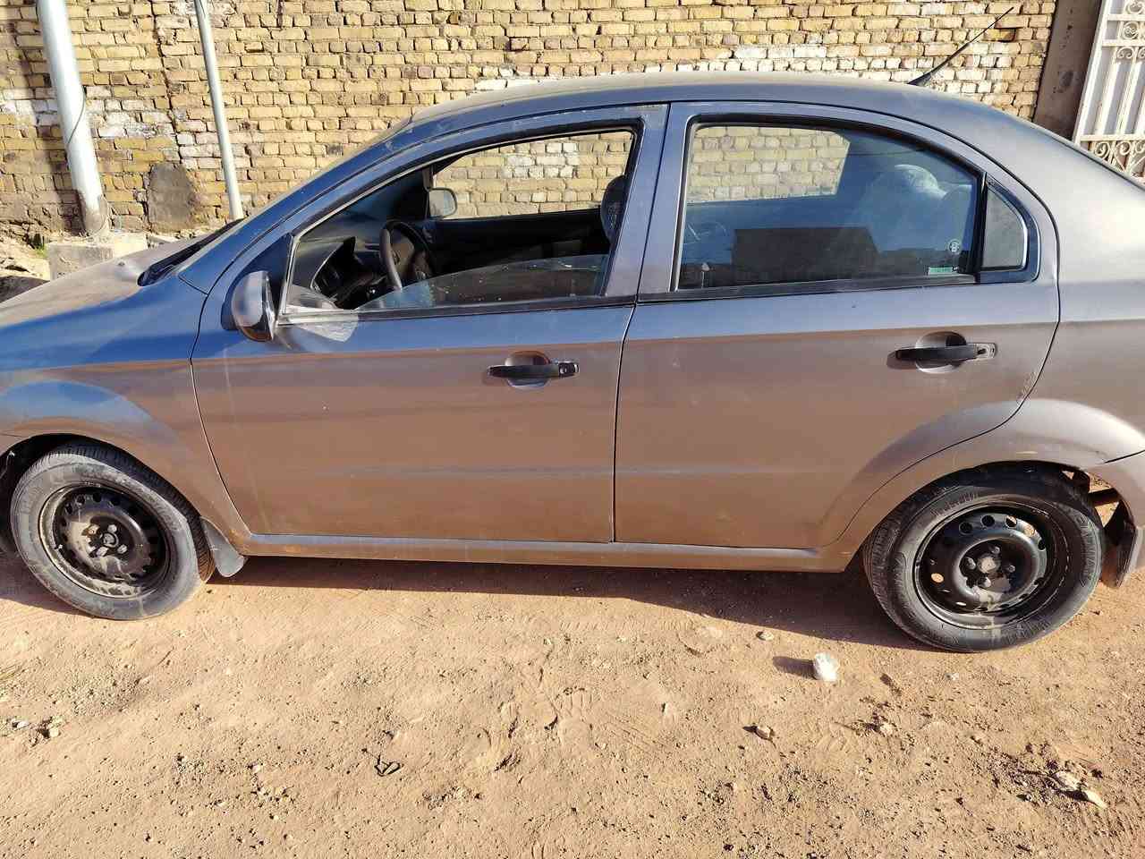 سلام عليكم افيو خليجي 2007 مكفوله سياره بيه صبغ حزام جماليه شرط بدون ضربه  محرك كير بشرط رقم بابل تحويل ثاني يوم تبريد عوزه كنبريسر  مكان السياره الديوانيه قضاء الحمزه الشرقي السعر 48 وبيه مجال رقم الهاتف ***********
