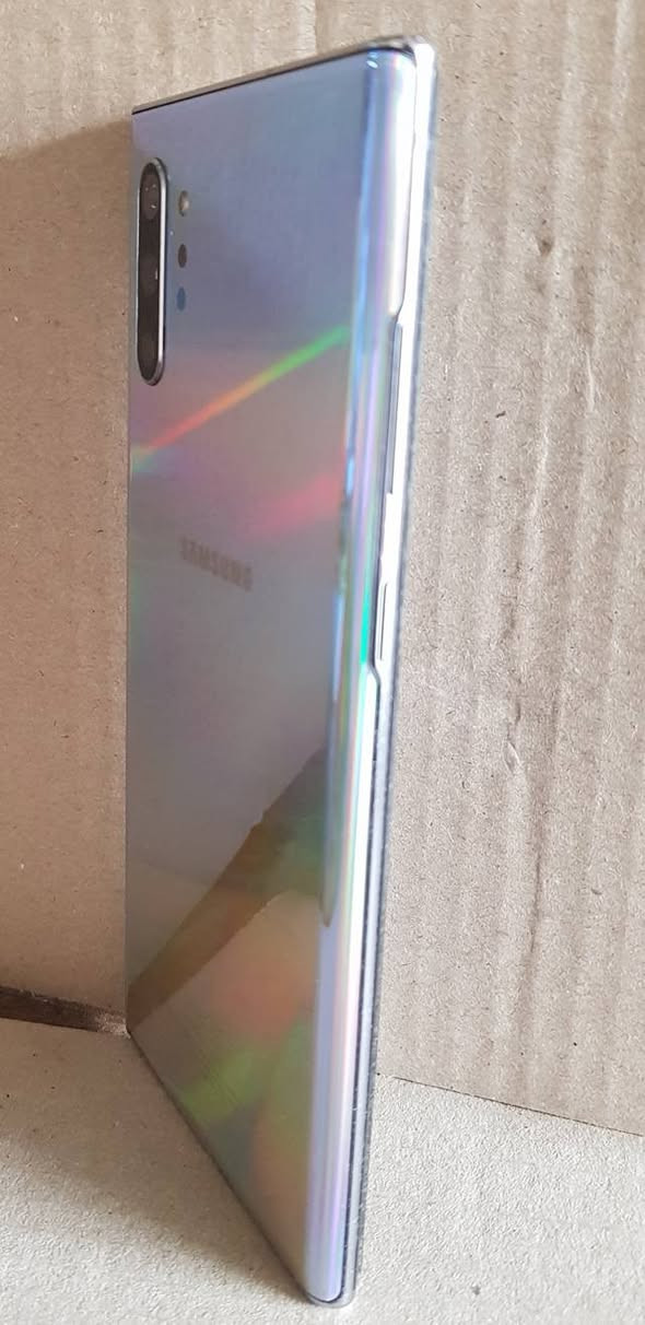 كلاكسي نوت ١٠ بلس شرق اوسط خطين ذاكره ٢٥٦ بدون ملحقات سعره 275


**إذا كنت صاحب هذا الإعلان وتريد حذفه لأي سبب، رجاءا أرسل رسالة إلى الدعم الفني**