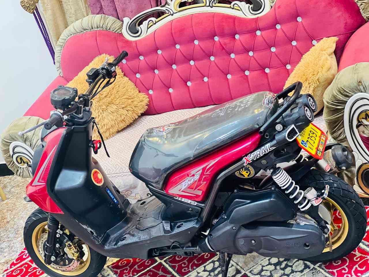 سلام عليكم سكنس جبلي نوزل ابلاديه مامفتتوح بيه برغي نكره سلف كلشي منقصه لايت زنون نضافه فول تايرات جلااتين اصلي خلفي وامامي وصله موجود العنوان بصره مقابيل معهد نفط رقم***********
