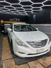 سوناتا ٢٠١١ خليجي محرك ٢٤٠٠   السعر ٩٦ وبيها مجال بسيط جداً  مكانها بغ...