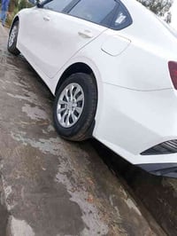 سيراتوو 2024 محرك 200 دوش  السعر 188 تواصل 07740315621......0785662042...