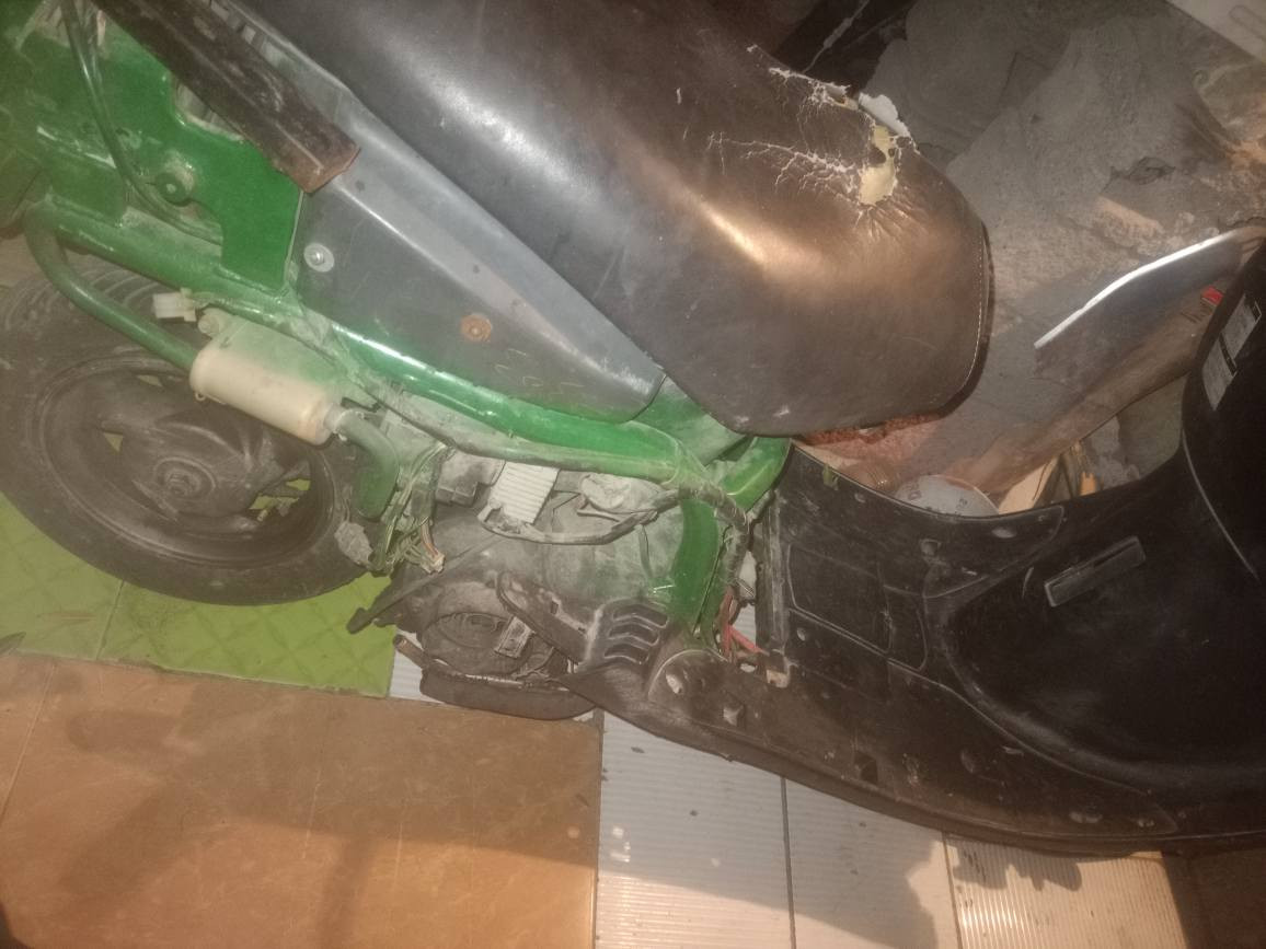 فراشه مابيه شي شغاله سرعته 140عطله لبراغي مال لكزوز مفصومات بل كوار يلعهن ابو لتورنه رخاص شغلهن وكزوزه ردزه لحيم مفصوم ***********هاذه رغمي عل مازنجر ترسلني عادي البصرة, العراق
