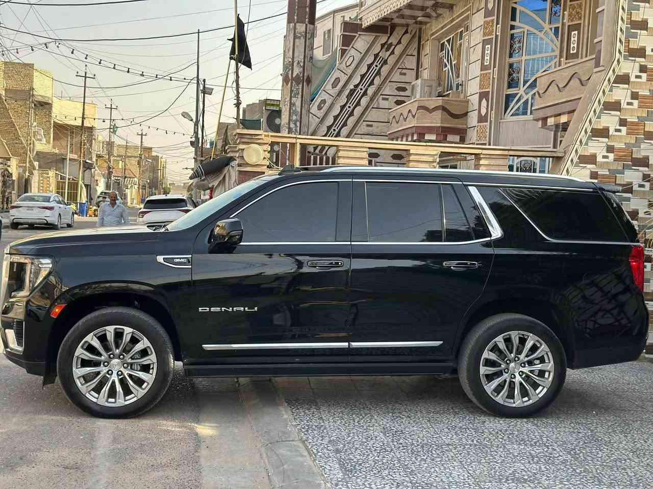 للبيع جمسي دنلي
موديل (2023) 

ماشيه (39) 

رقم بغداد بسمي تحويل مباشر 

السعر (510) وبيه مجال 

الاتصال (***********)
