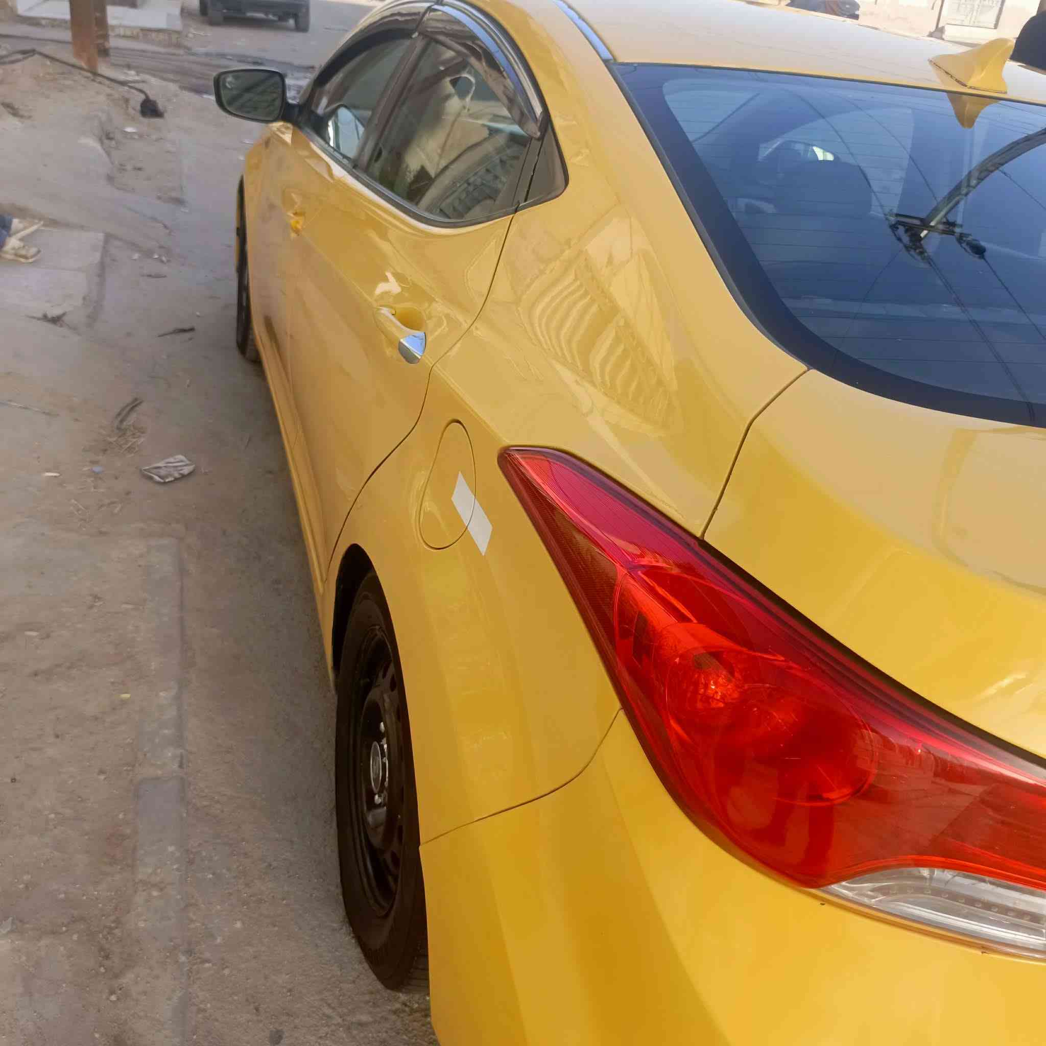 سلام عليكم سياره النترا للبيع موديل 2012 مكينه وكير وحداديه جاهزات السياره جاهزه من كلشي مبدله جاملغ وبنيد فقط ول باقي كفاله السياره وراد امريكي راعيه بال شطره يريد تحويل رقمه ذي قار مكينته1800 مواصفات السياره كامره وشاشه وجنطه كهرباء ومثبت سرعه وتحكم جهتين وايكو ومانع انزلاق مكان السياره الناصريه المركز راسني خاص وبيك خير وتدلل صور أكثر عند السياره موجوده خاص 
#اشاره/#الجميع


**إذا كنت صاحب هذا الإعلان وتريد حذفه لأي سبب، رجاءا أرسل رسالة إلى الدعم الفني**