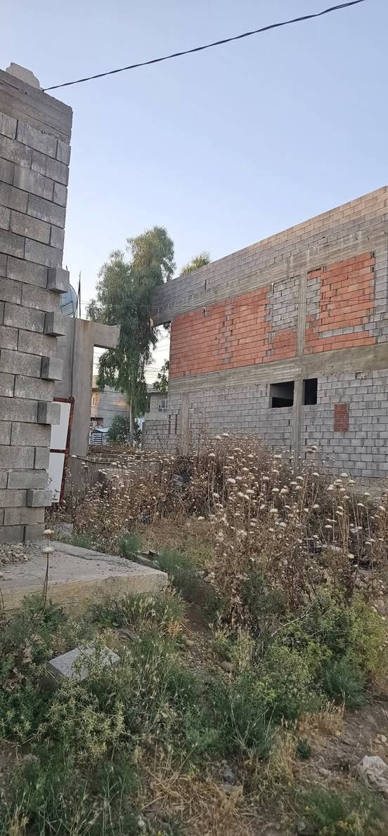 📍 الموقع:القوسيات مدخل جمعية النخيل تبعد 200متر تبعد عن كلية الحياة 50متر

📐 المساحة: ( 125) متر وجه (11) نزال( 11)مربعه
▪️ خدمات متوفرة (ماء وكهرباء التبليط 20متر بضهرها) 

📑 السند: زراعي 25 (حق التصرف) تتكاتب ويا الشرعي  
💰 السعر 15 مليون) وبيها مجال بسيط
📩 للاستفسار مراسلة الصفحة او خاص ا
***********
***********

