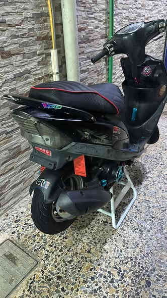 ماكس عدله ما مفتوحه بيه تزويد بلادي 
مكانه بصره الجزائر
سعره خاص 
هـ ***********
الدراجه جديده بلاديه هم
