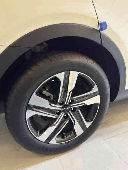 السلام عليكم
سورنتو موديل ٢٠٢٣ ماشية ١١ الف مكفولة كفالة عامة 
ضمان المجموعة الدولية 

ستة سلندر 
كير موس 
هند بريك بصمة 
جنطة كهرباء 
كشنين كهرباء 
كشنات جلد 
ترحيب 
ثلاث قطع تبريد 
سبعة راكب 

رقم بغداد 
بأسمي تحويل ثاني يوم 
مكان بغداد 

الأستفسار ***********
