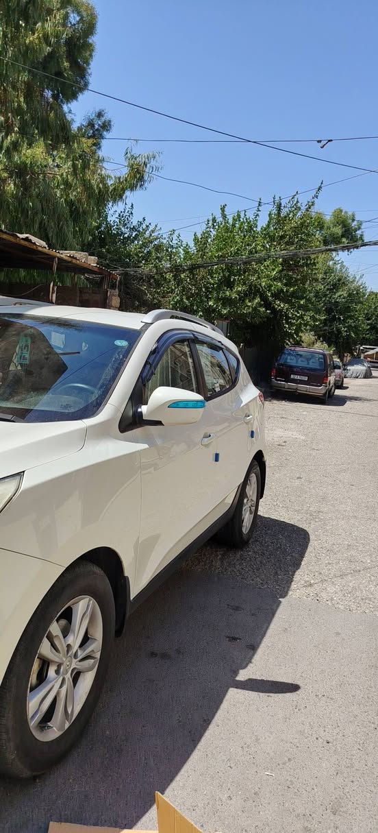 هونداي توسان موديل ١١ كلين بدون ضرر رقم أربيل تحويل مباشر مابيها نقص تبريد ثلج محرك وكير شرط للتواصل على الرقم ***********
