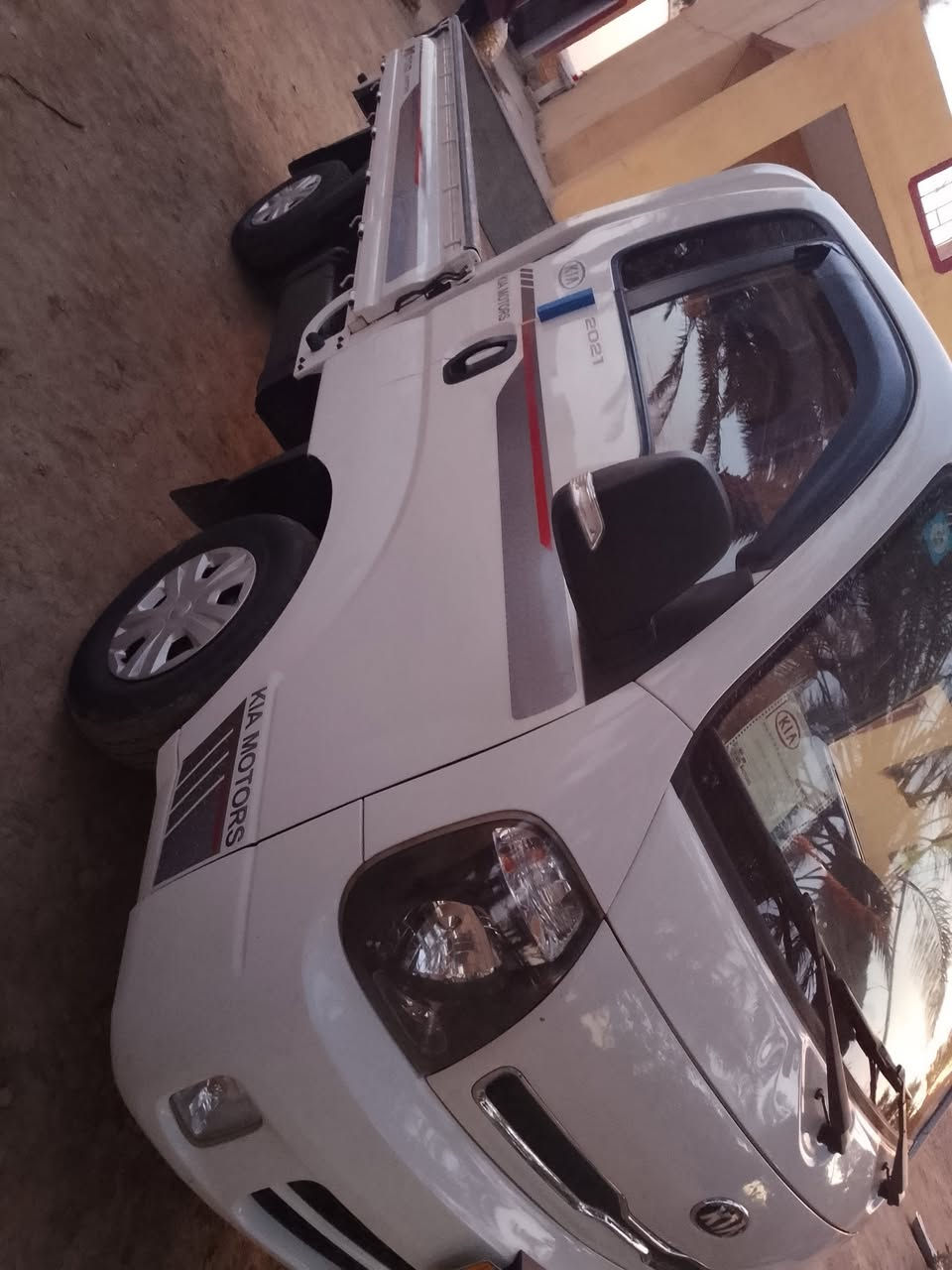 سلام عليكم لبيع كيا موديل 20
سيارة مكفوله وتحويل مباشر 
مشروع وطني أي محافظه تحول
رقم الهاتف ***********
رقم واسط السيارة
