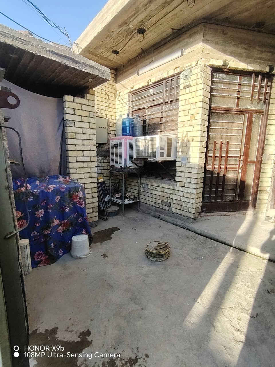 بيت للبيع في منطقة الكرغوليه السايد الواحد قرب مول الأمراء  المساحه 90 متر السعر 58 وبي مجال الاستفسار عن هذا الرقم ***********
