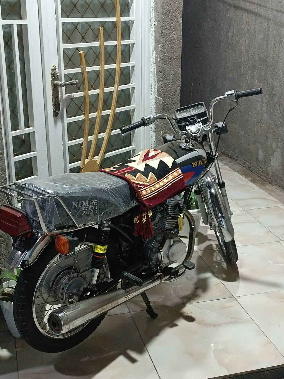 نامة شلامجة اوراق أصولي أوراق أصولي مفتوحة ولفات جانت حربية ورجعت كاملة بيها نواقص مستعجل دراجة كفالة ما معاتب ***********
