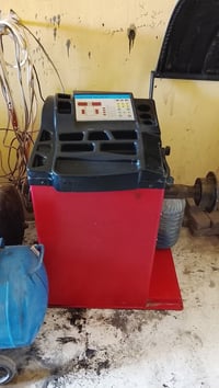 قطع غيار بنز • ديوانية فلكه النسيج