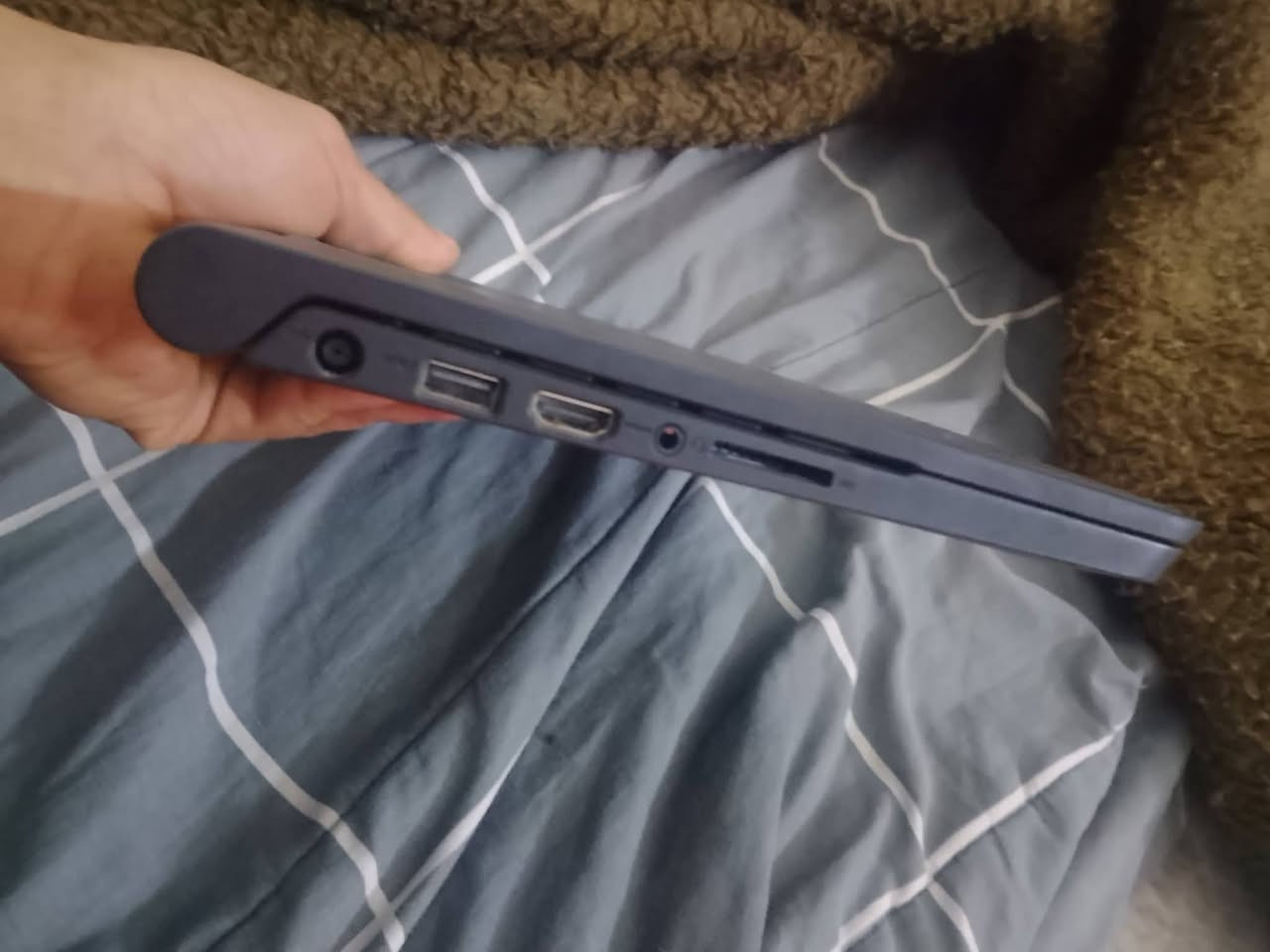 لابتوب لبيع حيل ٣ منصب علي جميع تطبيقات تواصل مفيد لدراسة وطباعه وتصاميم ١٦ كيكه 
نضيف جدا سعر  سعر   ٥٠مناسب  مجال 
هذا رقمي ***********
