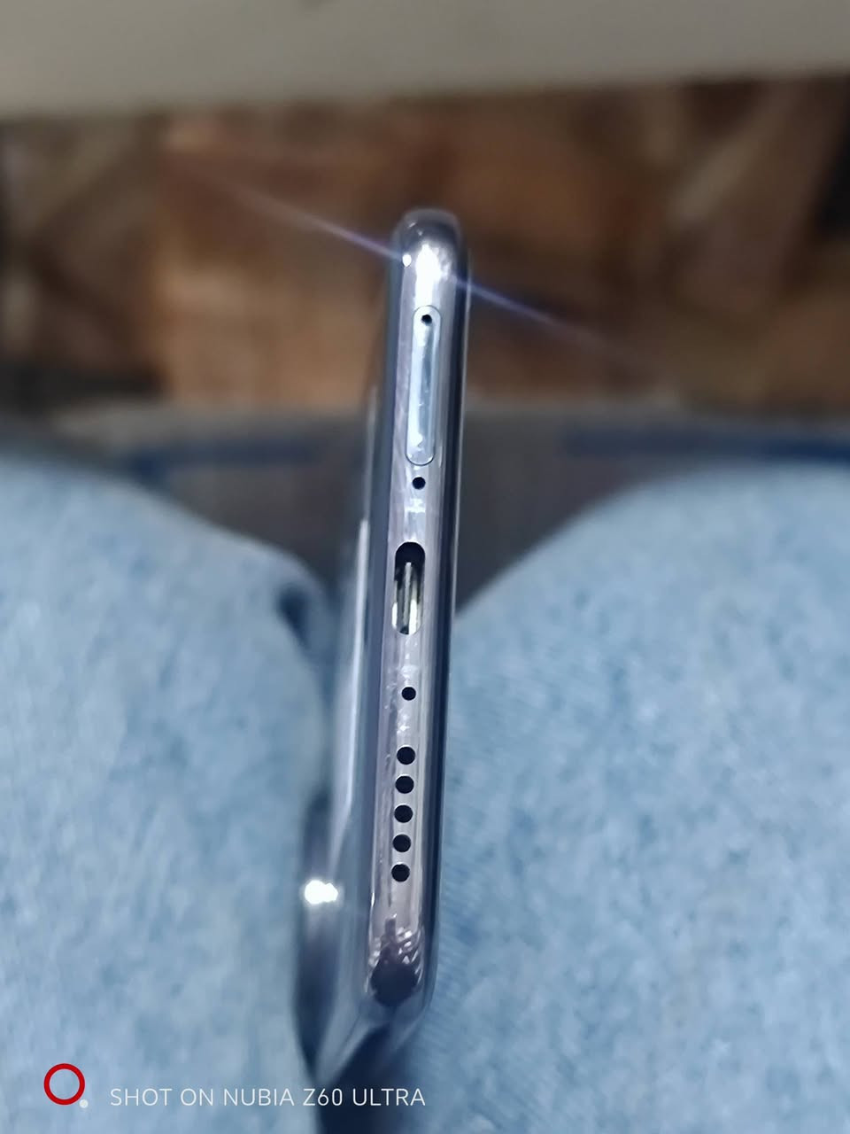 السلام عليكم
Vivo V50
الذاكرة 256
العشوائية 12+12
المعالج سناب دراغون 7 جين 3
استخدام قليل 
الجهاز نظيف 
السعر 425
المكان بغداد مدينة الصدر قطاع 55
***********
