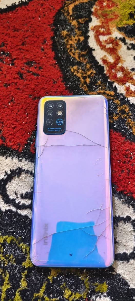 السلام عليكم مبايل انفنكس برو مبايل مكفول من كلشي فقط الضهر مكسور السعر 110 وبي مجال شراي هذا رقمي ***********
