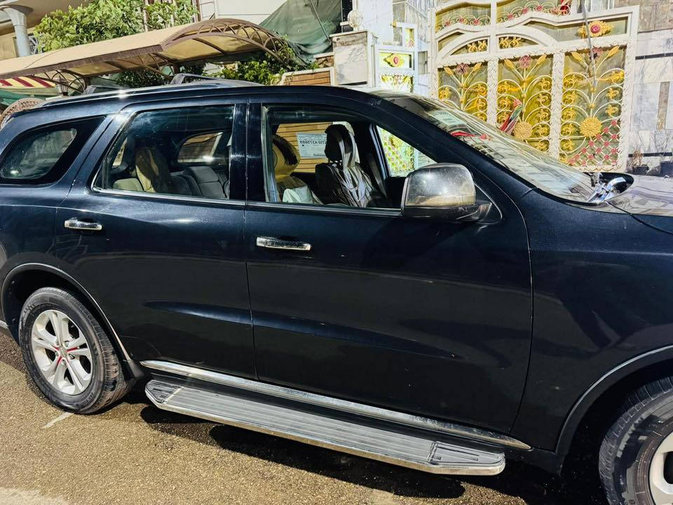 للبيع
دوج دورنكو موديل 2014 شكل 2015

بصمه كير موس شفتات بره ستيرن تحكمات مثبت سرعه تدفئه تبريد تحكم بلشاشه حساس خلفي 7راكب  ماشيه 93 ميل كشن كهربائي تخم تايرات امامي جديد رقم بغدادجديد أنكليزي  سنويه جديده بأسمي موصفات واظحه بلصور من بره ومن داخل 

أي استفسار ***********
