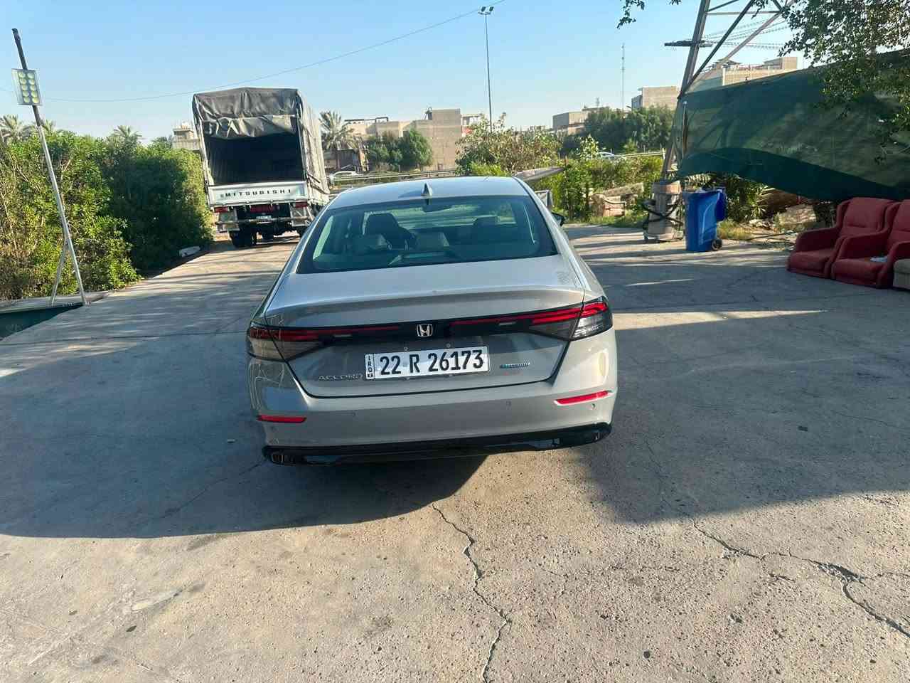 السلام عليكم هنوده اكورد EXLموديل ٢٥ معروفه موصفاته حادث جاملغ ايمن ومبدل نفس ألون وصبغ دعاميه إماميه ايرباكات ستم راجع بلادي رقم أربيل ماشيه ٨الاف ميل بسمي عنوان بغداد /الغزاليه ***********
