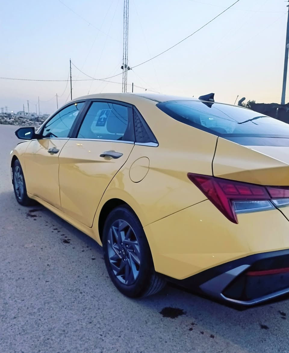 السلام عليكم 
النترا 24 هايبرد 
بجم شواصي لغود تكم 
كير مكينه مكفولات
بجم كبس بدون اير باك 
ماشيه 33
وارد كندي
اصفر رقم خصوصي
مكاني بغداد
السعر 147
للاتصال***********
