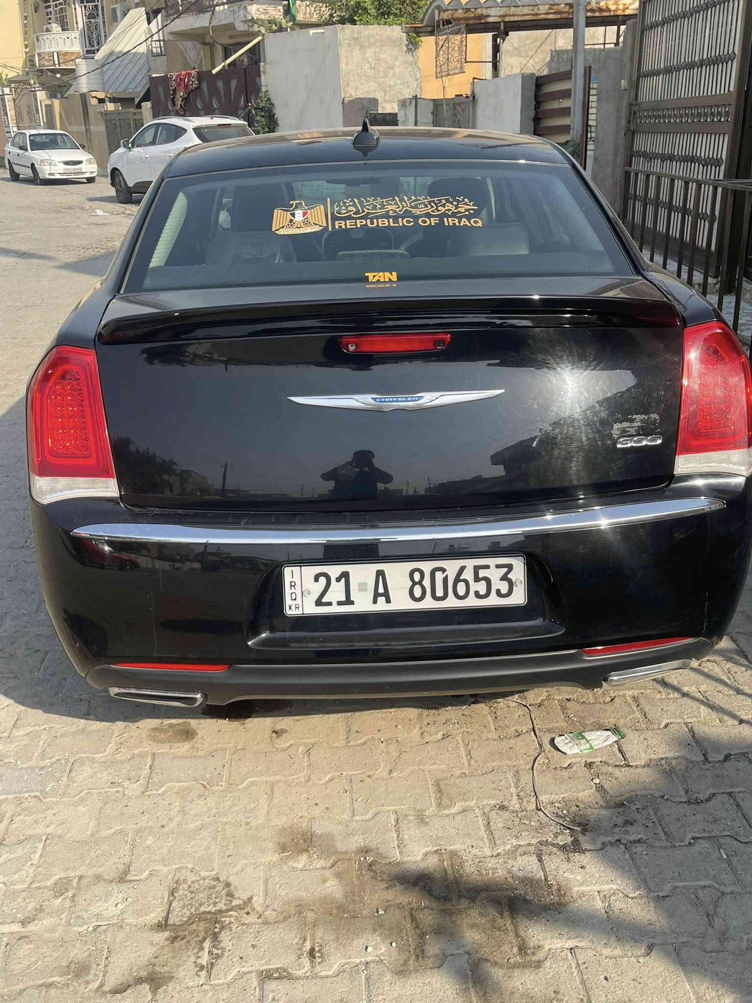 السلام عليكم اوباما موديل 2018 كفاله عامه من كلشي وارد امريكي كلين تايتل بدون اي حادث فول 1/1 رقم الشاصي موجود بل منشور رقم السياره سليمانيه بسمي هزه جديد مكينه كير تبريد ثلج صدر امامي صدر خلفي كله جديد. السعر 245 دولار وبيها مجال مكان السياره بغداد المحموديه رقم الهاتف ***********
