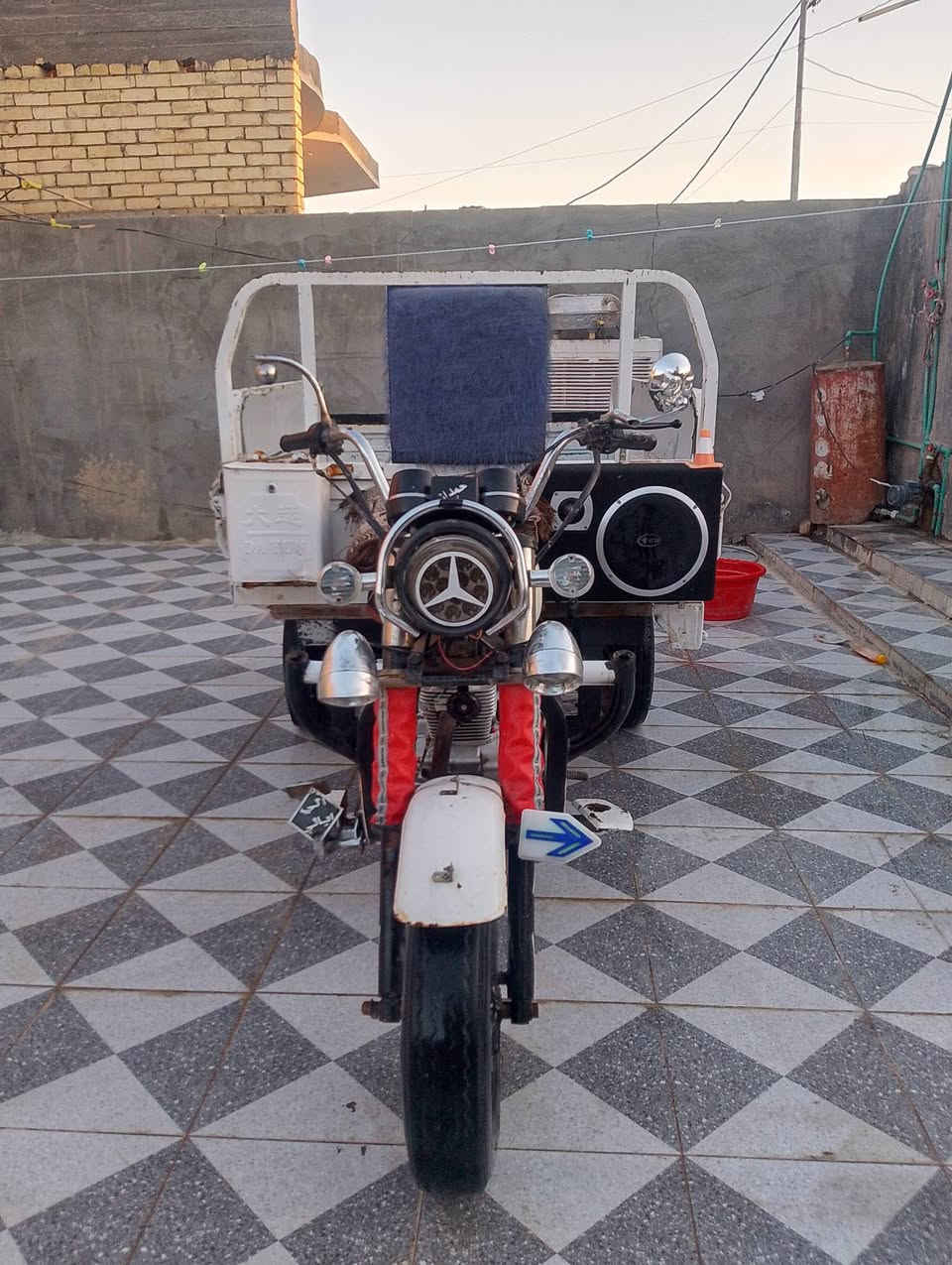 سلام عليكم ستوته البيع موديل17 رقم وسنويه كامله ما عوزه شي كهربايلت شغاله سنويه ال28 سعر 1850 بيه مجال حك الجيه مكاني دوايه رقمي *********** والمو شراي لا يراسني 🍂
