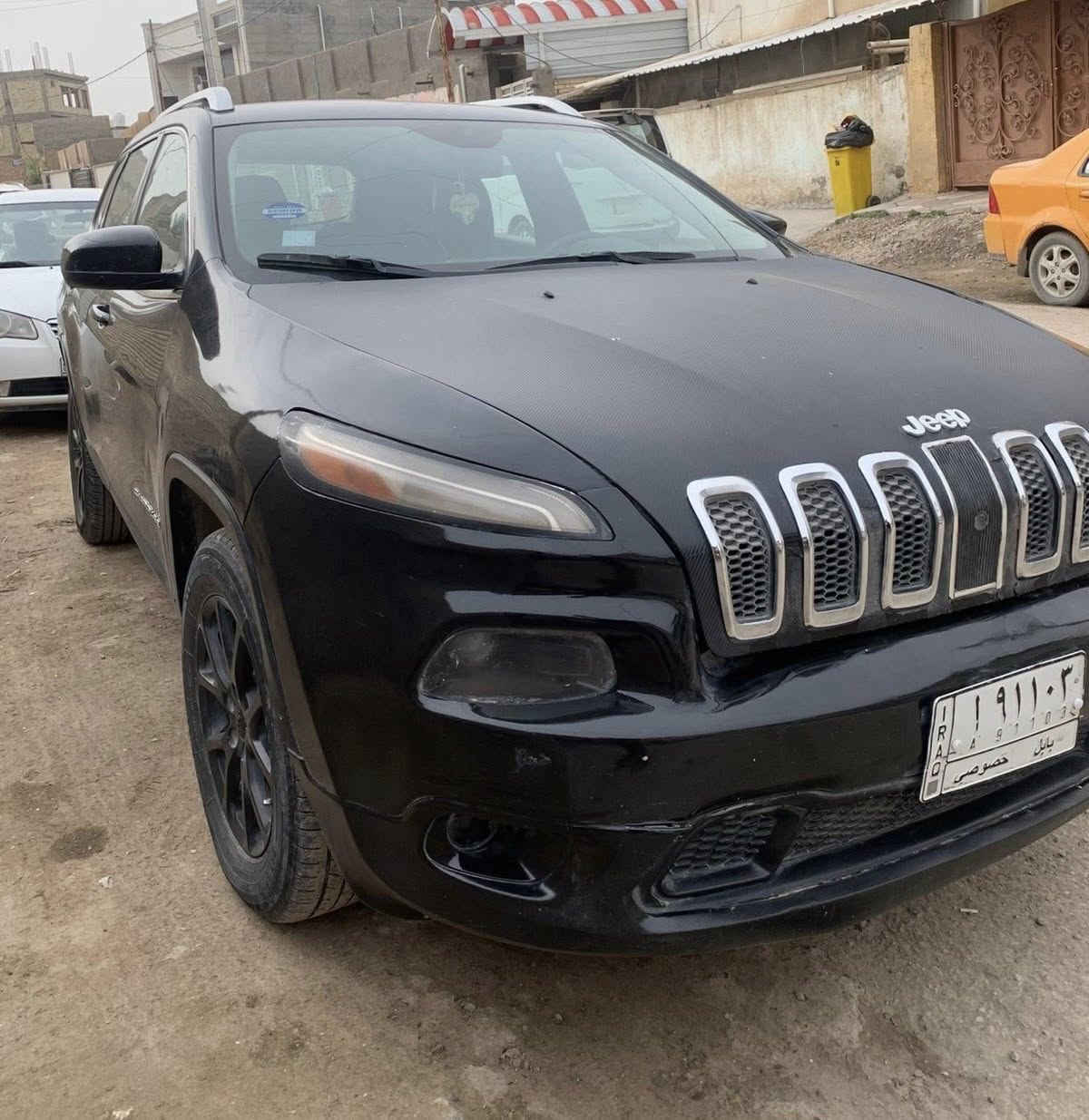 جيب
بزون 
مديل 2016
رقم بابل 
مكان سياره بابل 
صور الحادث مرفقة
للاستفسار: ***********
