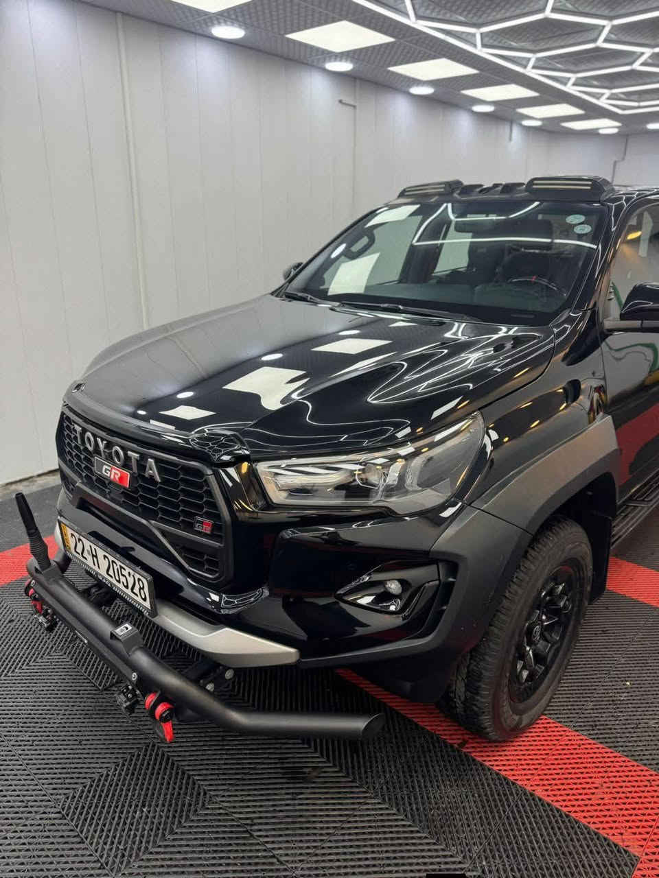 سلام عليكم عندي سياره البيع بيكم هايلوكس موديل 2024 رقم اربيل كير وتماتيك سياره جديده وحلوه ماشيه 40 ألف سيارة جي ار السعر 415 عنوان بغداد ولشراي يتصل على الرقم ***********
