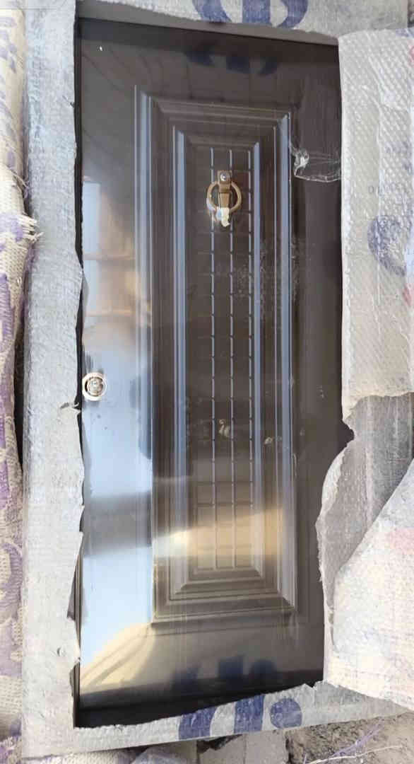 السلام عليكم
أبواب تركي المنيوم عدد 2 بعدهن جدد الارتفاع مترين و20 والعرض متر و10 للاستفسار الاتصال ***********
