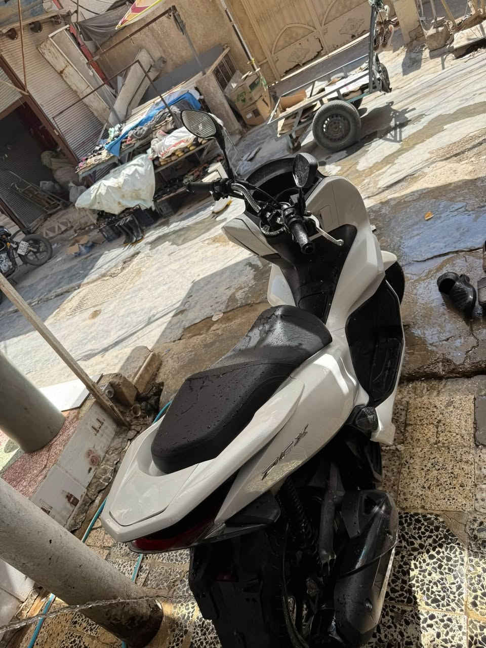 سلام. عليكم بي سي اكس للبيع. ثالث.  كوري دراجه جديده. بمعنه كلمه. مال جناي. مكفوله.    محرك ١٢٥. حساس زدحام.  ستان كهربائي  بصمه  ماشيه ٢٨ حقيقي    ستفسار عله رقم ***********
