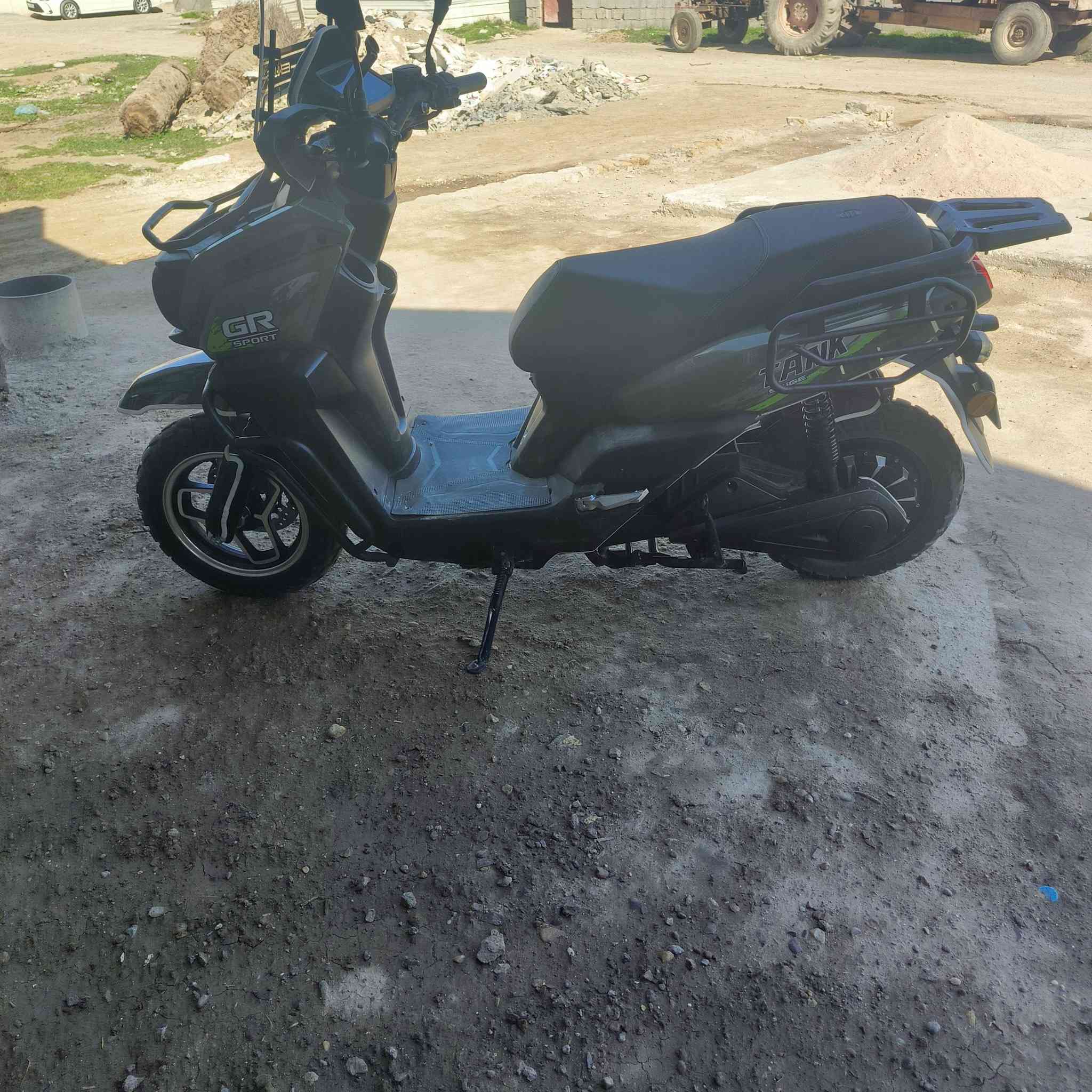 دراجه شحن اباجي للبيع 
الاستفسار على الرقم 
***********
أو على الخاص
