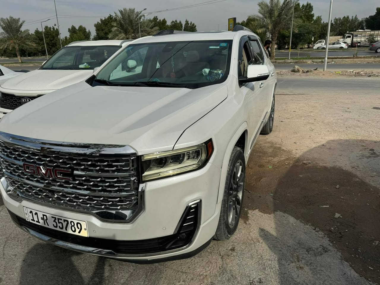 جي ام سي اكاديا موديل 2021
رقم بغداد
ماشيه 30 الف ميل 
لون ابيض 
غرفه بيضاء
دينالي فول للأخير 6 سلندر 
كل مواصفات الدينالي موجوده
محرك وكير وحداديه جديده برغي ما مفتوح 
حادث جانبي جاملغ وباب جنطه 
بيها 5 قطع صبغ توحيد لون ابيع حزام
سعر 240 مع المجال
للتواصل :
***********
