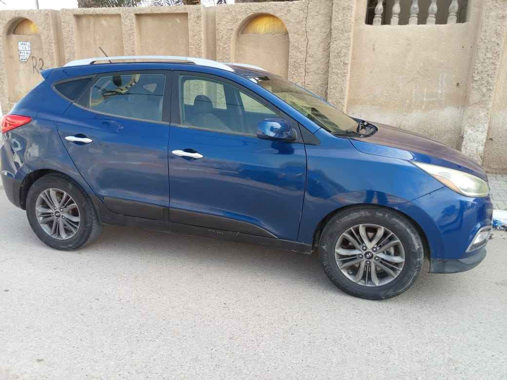 تحيه طيبه 
توسان موديل ٢٠١٤ رقم واسط تحويل مباشر 
وارد امريكي حادثه جاملغ وبنيد وبيه رش مال جراد بس
جاهز مكينه وكير شاشه وكامره 
السعر ١٢٣ وبيه مجال قليل المكان كوت مركز المدينه الاستفسار *********** دهل اوران, واسط
