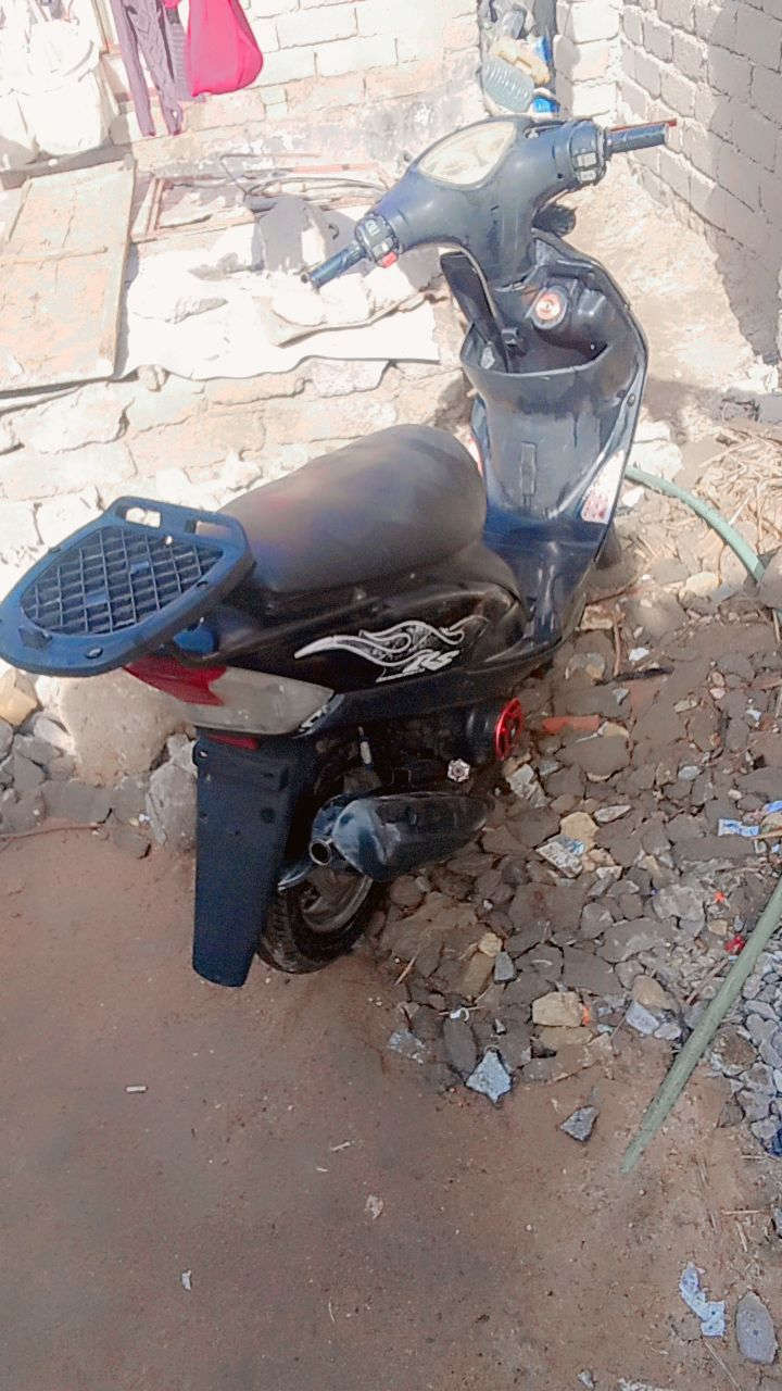 دراجه ماكس عدله للبيع سعر خاص متوفر فيس واتساب الرقم 7764618565
