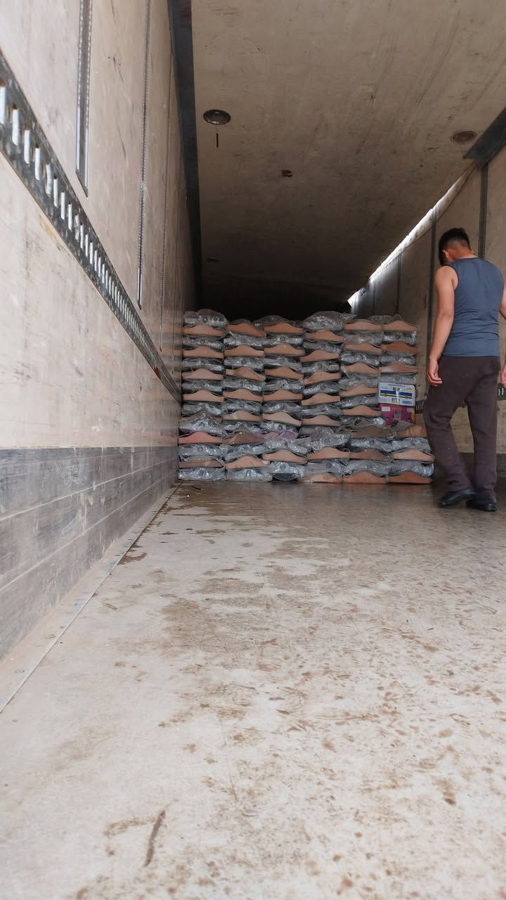 السلام عليكم متابعينا الكرام توفرت كميات جديدة من المواد الانشائية والصحية لدى شركة الو يمكنكم زيارة رابط قناتنا عبر تلجرام   https:// t.me/alo_comp
او التواصل معنا عبر الواتساب :***********
