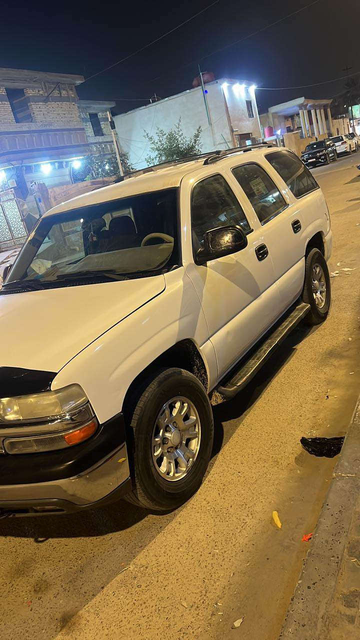 شوفر لفينيه بترة موديل 2004 / مصبوغه جماليه لسعر 95 / رقم بصرة مكينه 5300 / سيارة جاهزه من كلشي 
رقم الهاتف *********** البصرة, العراق
