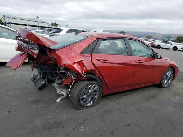 Hyundai Elentra 2024 HYBRID
بانزين + كهرباء ( رقم + كمرك معي عل دوله) ⛔️
شراء جديد 
تستلم واصل دبي بدون تصليح
#السعر 97 ورقه
للأستفسار الاتصال على الرقم التالي
***********
*********** مهندس مصطفى
