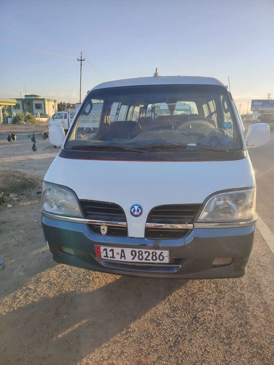 بولارسن لفين وثمانية مكينه مكفولة وكير مكفول اكسن  مكفول تخم تاير بسمي مكان ديالى 60 وبيه مجال ***********
