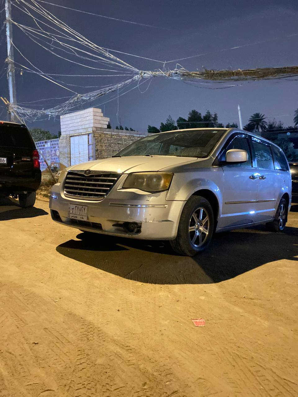 السلام عليكم
دوج كليسر مديل 2010
حادثه جاملغ الامامي صوب اليسر بدون دواخل 
مصبوغه عام للجماليه فقط
بيبان كهربائيه دكمه ينسدن ودكمه ينفتحن 
باب الجنطه كهربائيه دكمه تنفتح ودكمه تنسد 
حداديه امامه وخلفيه  وكير ومحرك شرط 
كشنات بلع سياحيه السياره 
ويل كب تخم تاير 
السعر 110وبيه مجال مكان نجف
للستفسار اكثر اتصل وبخدمتك 

‏‪***********‬‏
