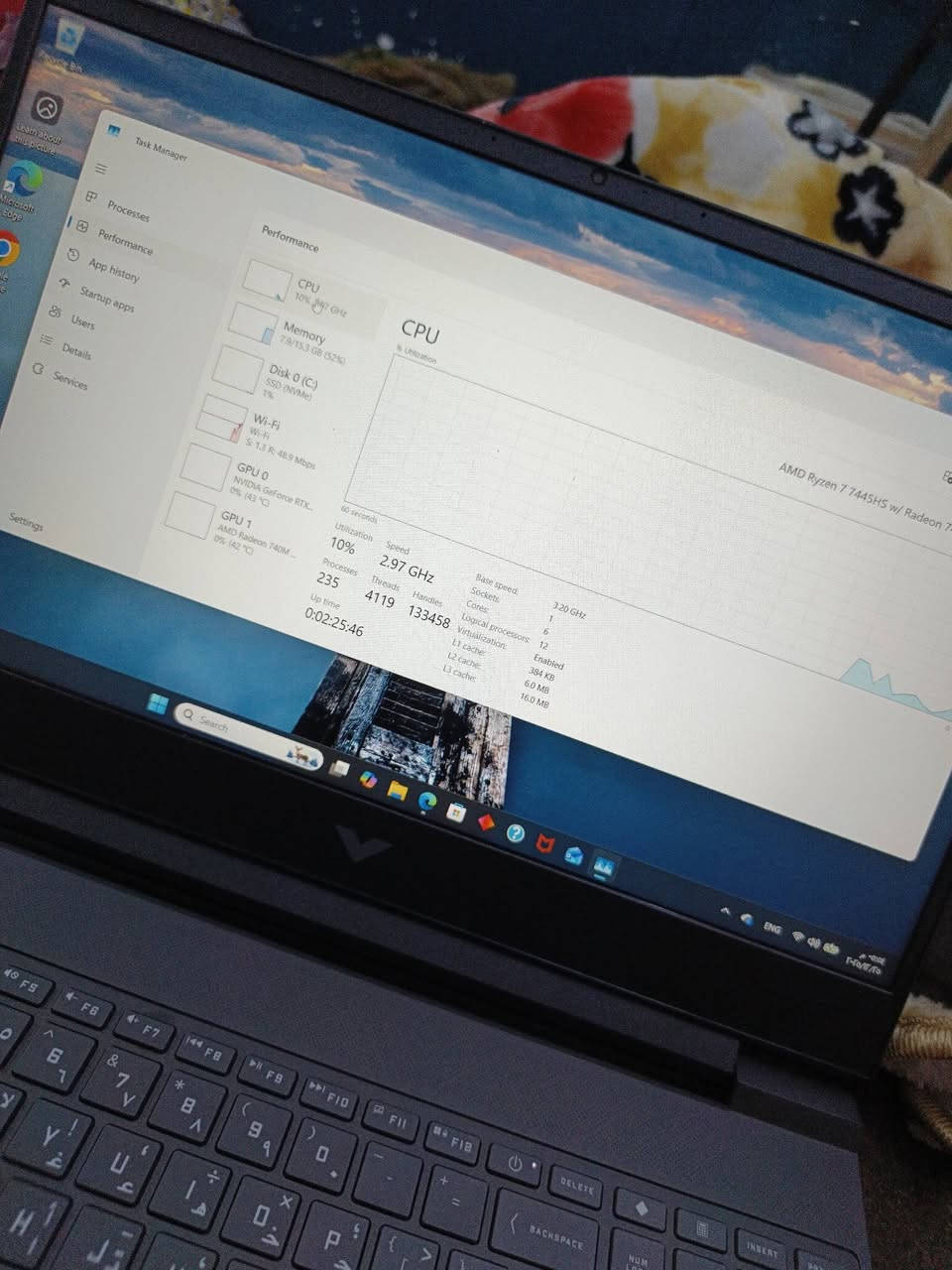 🔥 لابتوب Gaming / Design للبيع – قوة عالية جداً 🔥
💻 المواصفات:
🔹 المعالج: Ryzen 7 7445HS (قوي جداً – أداء عالي)
🔹 كرت الشاشة: RTX 4050 – 6GB
🔹 الرام: 16GB
🔹 التخزين: SSD 500GB
🔹 الشاشة: سريعة وممتازة للألعاب والتصميم
🔹 الحالة: جديد – فتح كارتون فقط
🔹 الاستخدام: شبه صفر
ساعتين التشغيل فقط 
🎮 يشغل جميع الألعاب الحديثة بسلاسة عالية
🎬 ممتاز للمونتاج، التصميم، البرمجة، والأعمال الثقيلة
💰 السعر: (مليون و 100)
📍 الموقع: (شعب 
📞 للتواصل خاص / واتساب
***********
