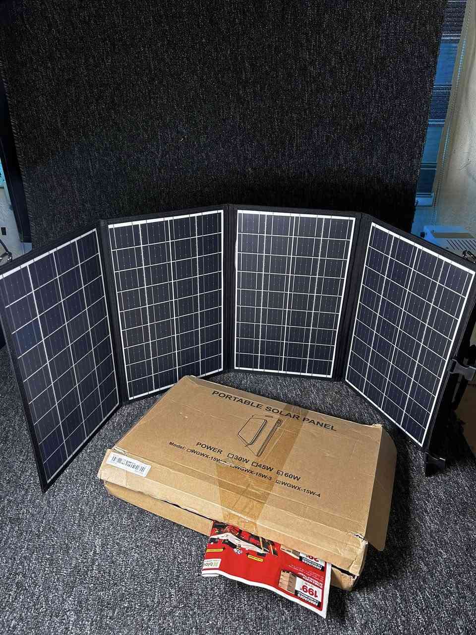 لوح طاقه شمسيه 
من شركة Fullsun 
60 واط
حجم كبير مواصفات داخل الصور
4 طبقات
جديد غير مستخدم


**إذا كنت صاحب هذا الإعلان وتريد حذفه لأي سبب، رجاءا أرسل رسالة إلى الدعم الفني**