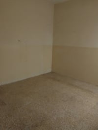 وبركاته شقه للايجار في حي منصور مقابل محطة الكهرباء غرفتين واستقبال وح...