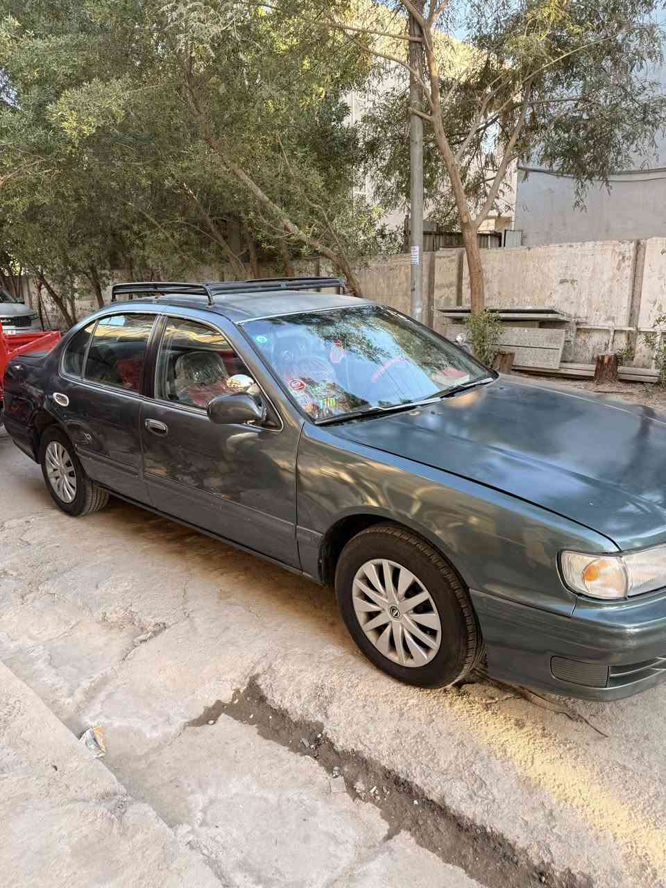 من رخصه مدير الكروب المحترم نيسان مكسيما موديل 98  بسمي سنويه ارقام وهزه جدد محرك سته سياره جاهزه للاخير من كلشي كبل للشارع وتخم تاير وكينه وكير ومشط استيرن وكلشي جديد بيها صارف عليها ومجهزها للاخير تبريد ويه السويج وترايك للبصره مكاني بغداد الدوره شارع ٦٠ سعرها ٤٧  وبيها مجال بسيط 
***********
